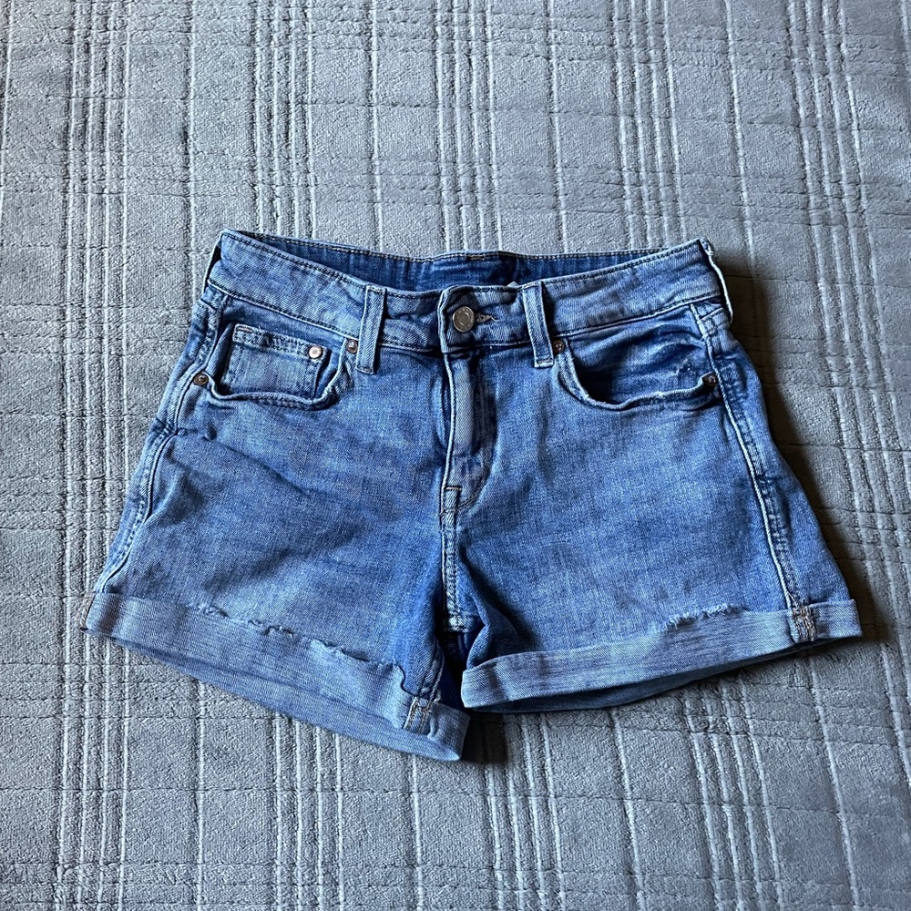 H&M jean shorts